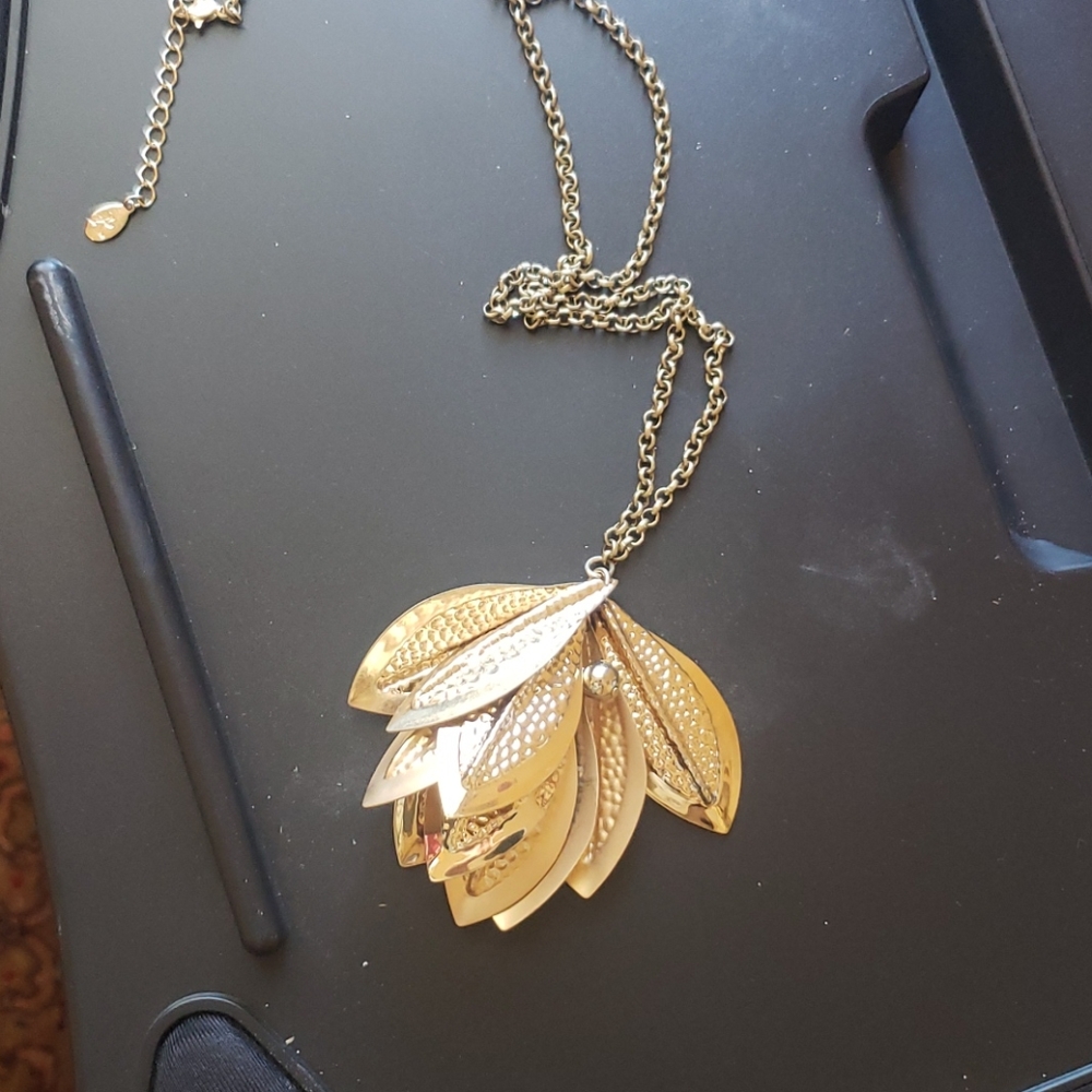 Flower petal necklace